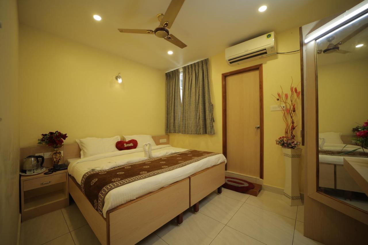 Nadanam Inn Puducherry Buitenkant foto