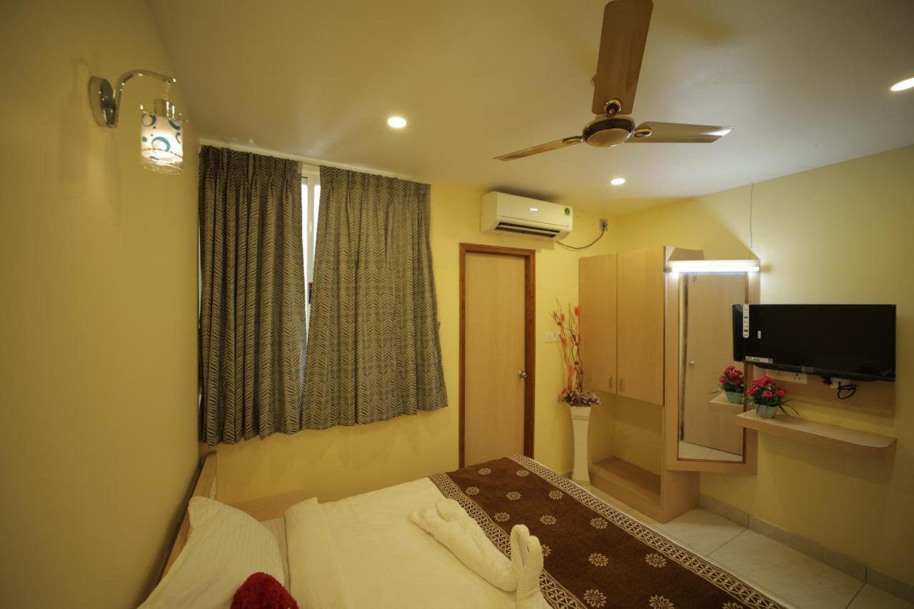 Nadanam Inn Puducherry Buitenkant foto