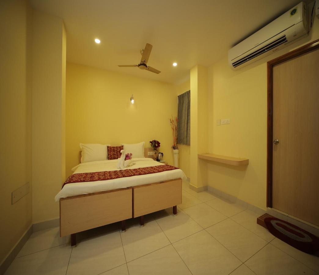 Nadanam Inn Puducherry Buitenkant foto