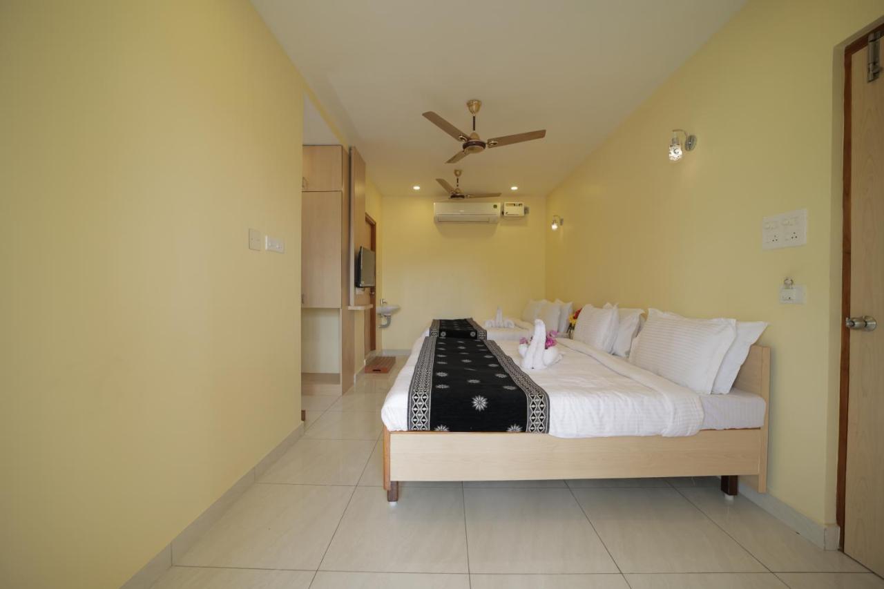Nadanam Inn Puducherry Buitenkant foto