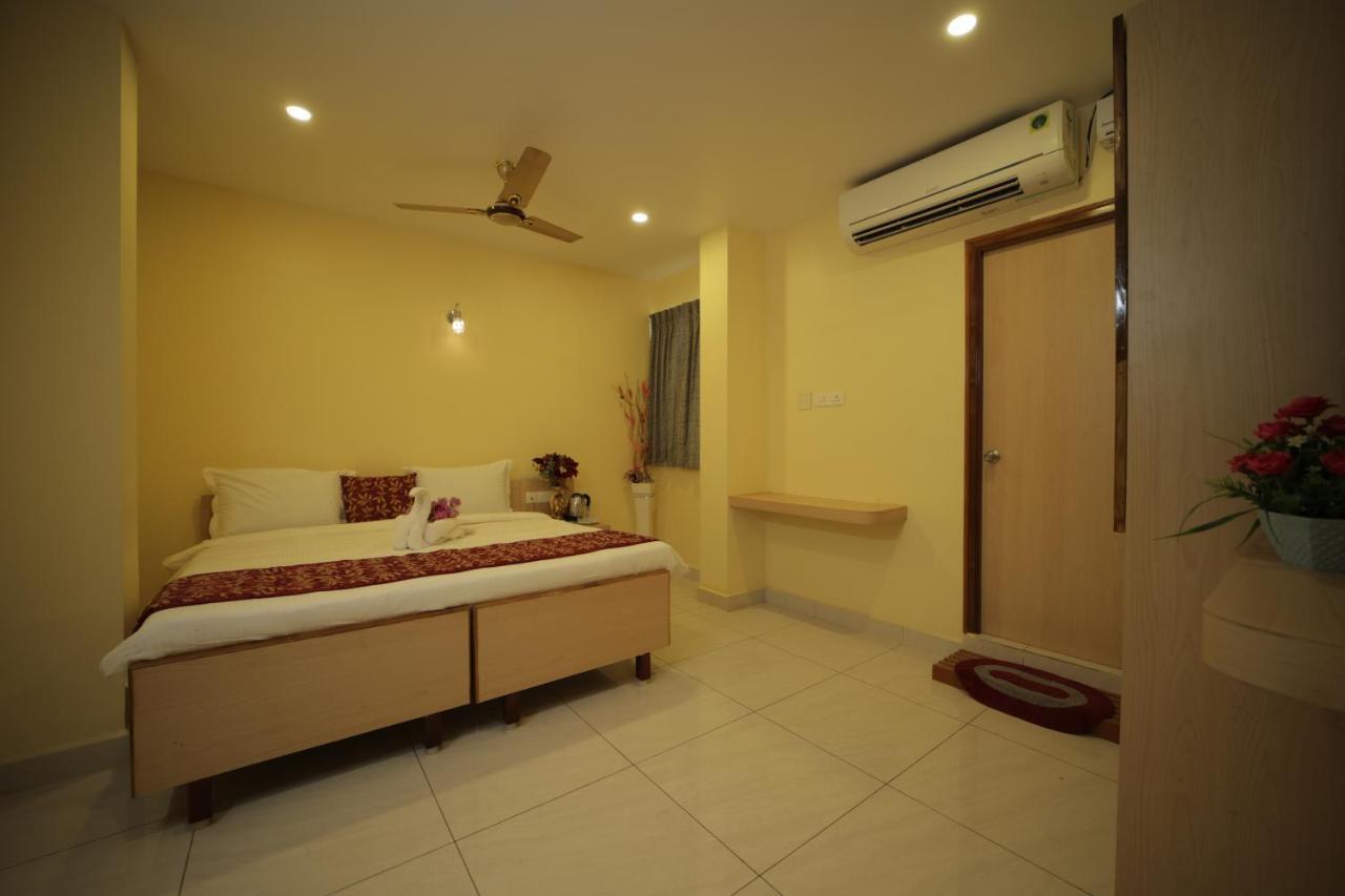 Nadanam Inn Puducherry Buitenkant foto