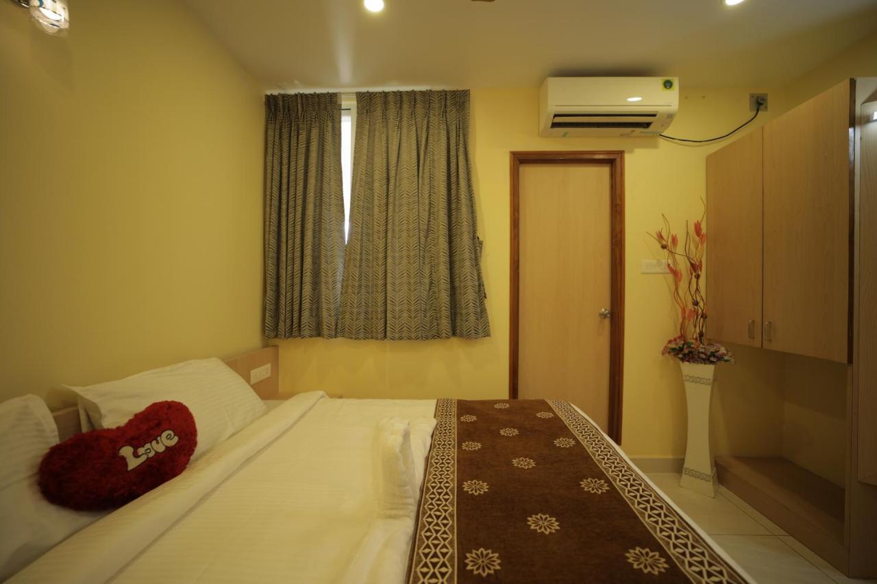 Nadanam Inn Puducherry Buitenkant foto