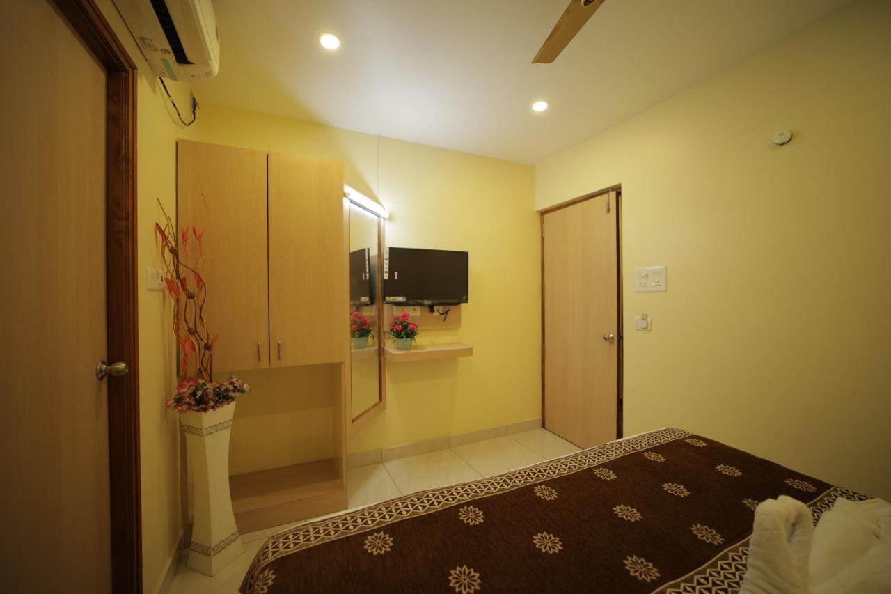 Nadanam Inn Puducherry Buitenkant foto